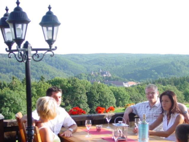 Hotel Und Gasthaus Rammelburg-Blick Friesdorf Экстерьер фото